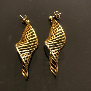 Vtg Gold Tone Spiral Wire Drop Earrings Filigree 80s 90s